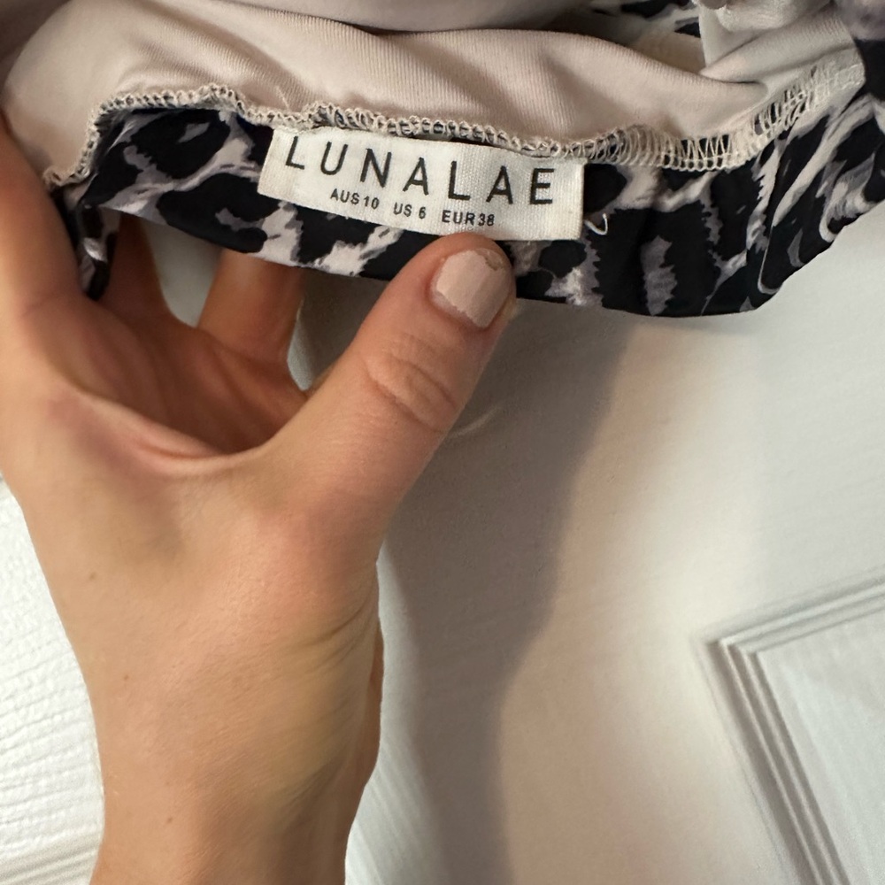 Leopard Print Exercise Bra - Picture 2 of 2